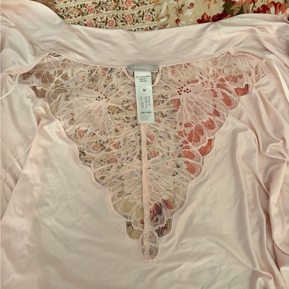 Hanro Pale Pink Lace-Trim Tie-Waist Robe - Picture 4 of 4